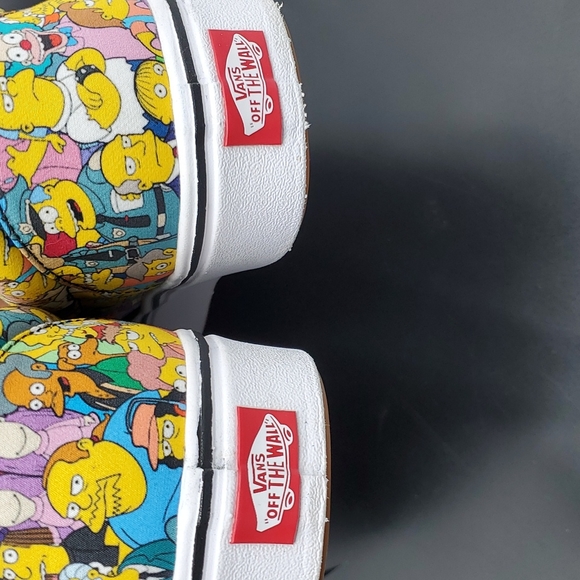 VANS THE SIMPSONS SAMPLE SNEAKERS - Picture 4 of 9